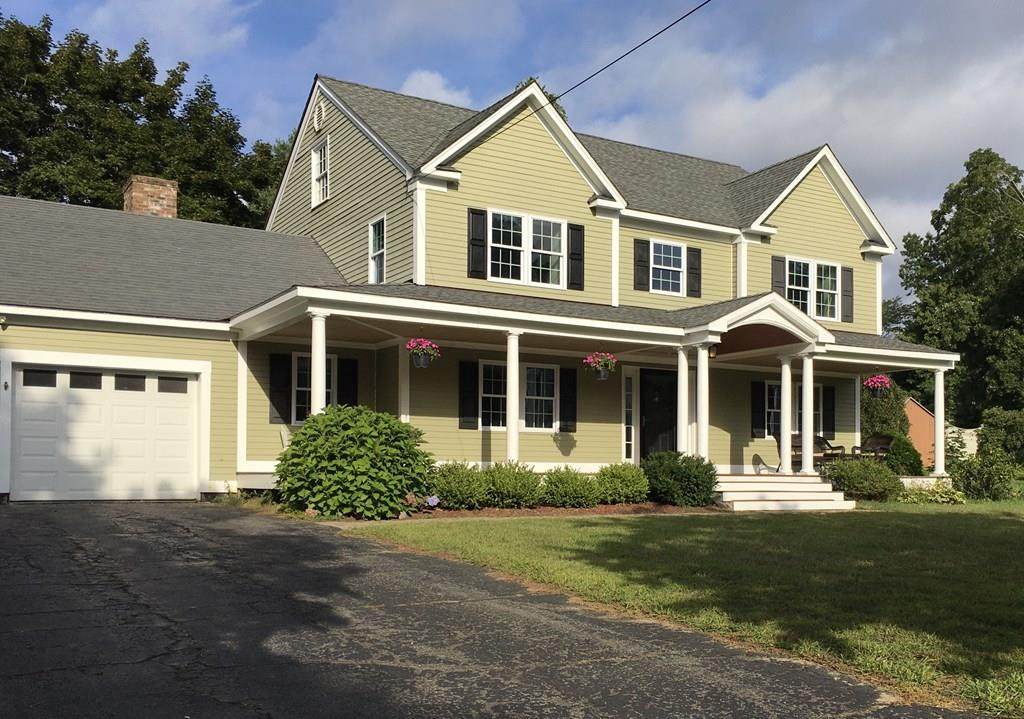 55 Sawmill Plain Road - Photo 1