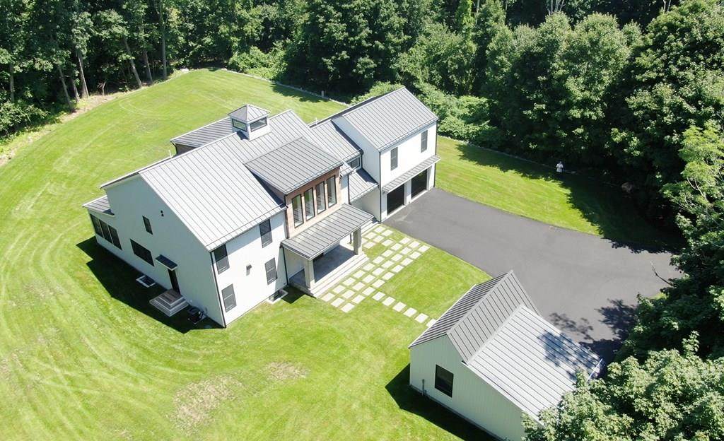 295 Glen Rd - Photo 1