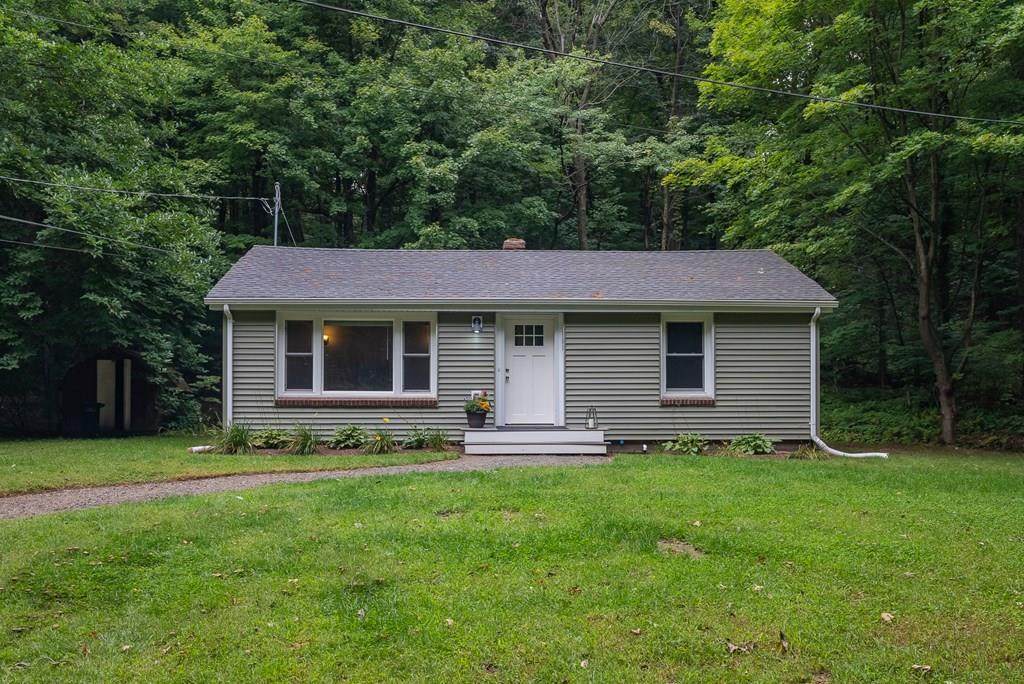 185 Mapleshade Ave - Photo 1