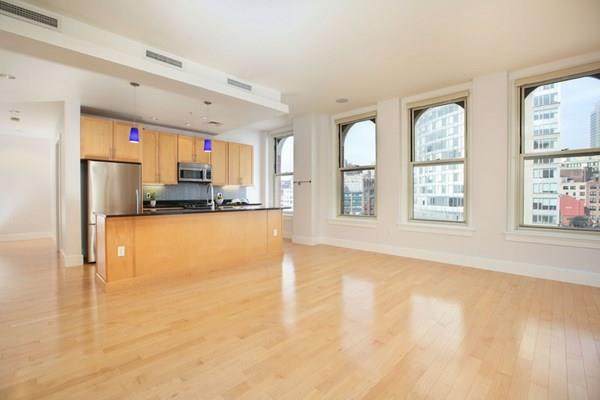 70 Lincoln Street - Photo 1
