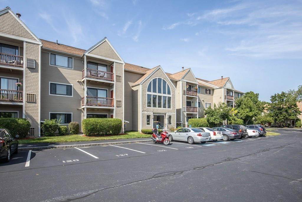 122 Hunters Run Place - Photo 1