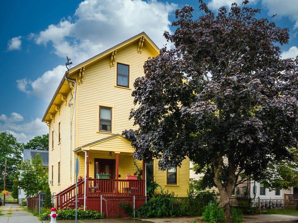 185 Linden St - Photo 1