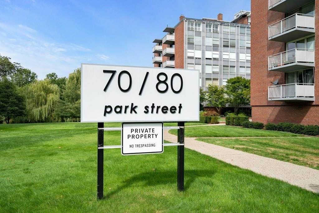 70 Park St - Photo 1