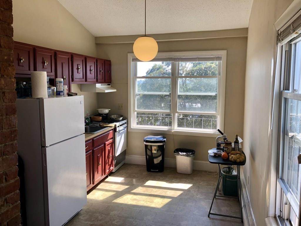 88 Highland Ave - Photo 1