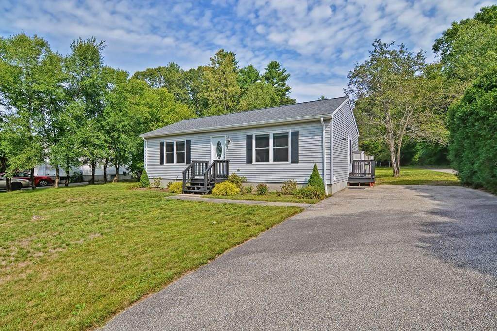 9 Robin Drive - Photo 1