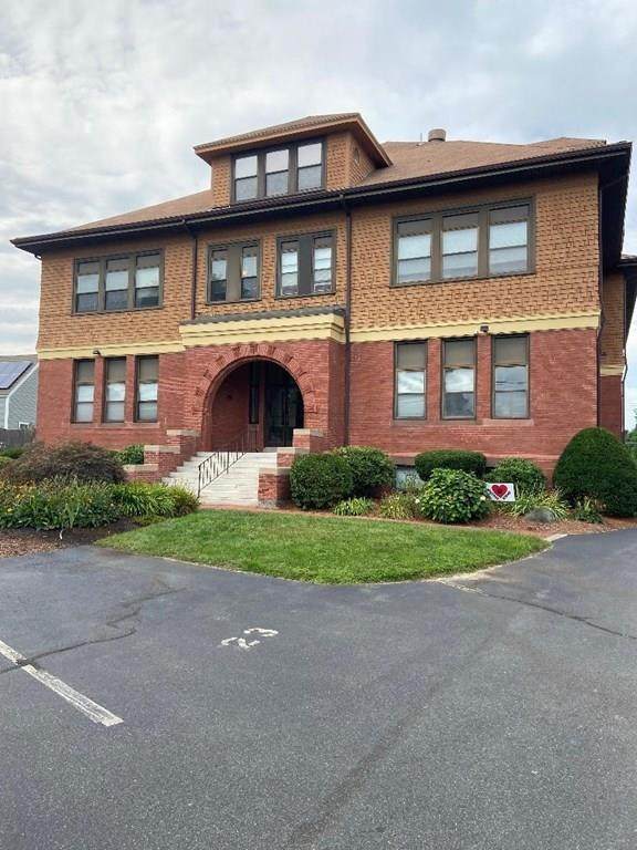 110 South Ave - Photo 1