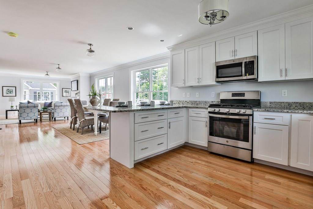 114 East Main - Photo 1