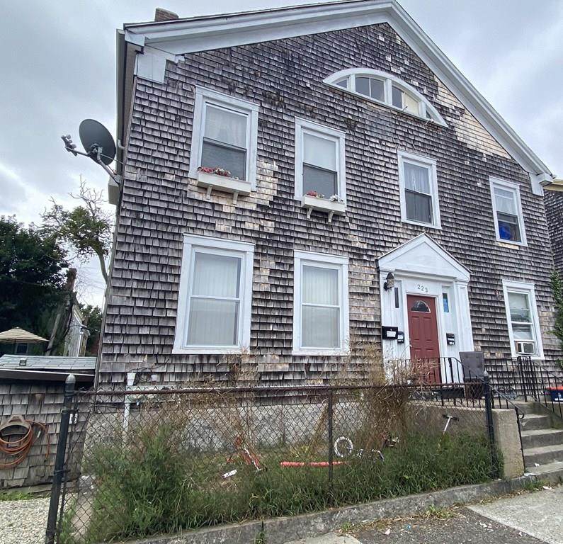 223 Acushnet Ave - Photo 1