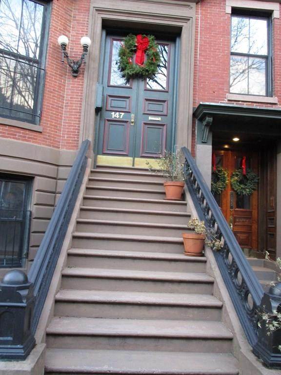 147 W Concord Street - Photo 1