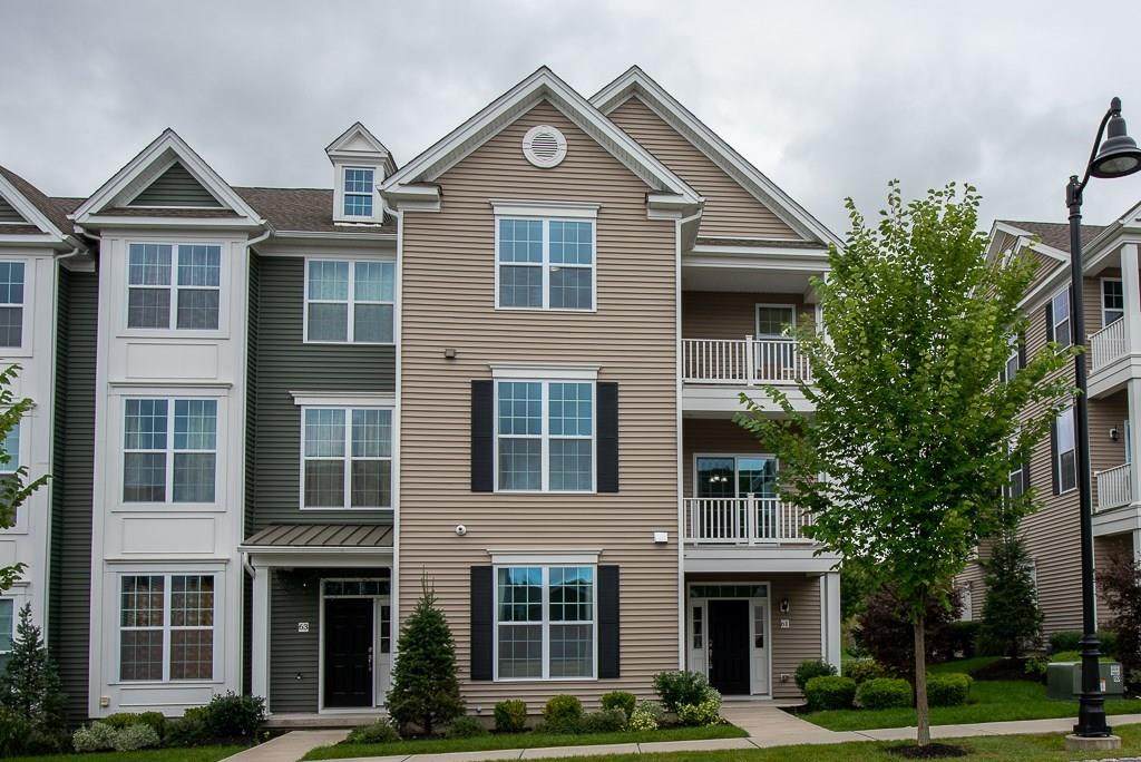 61 Townsend Blvd - Photo 1