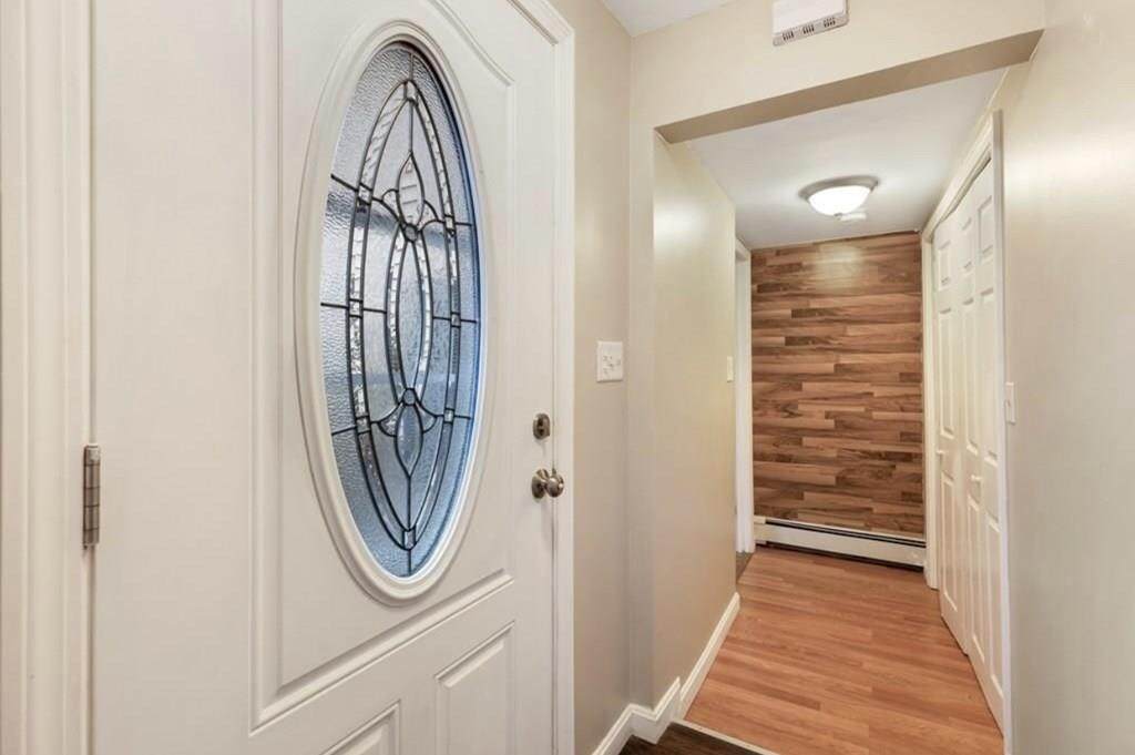 291 Broadway - Photo 1