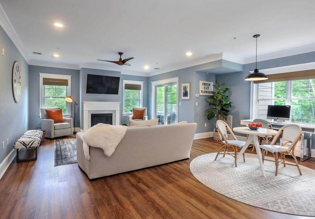 4 Longwood Lane - Photo 1