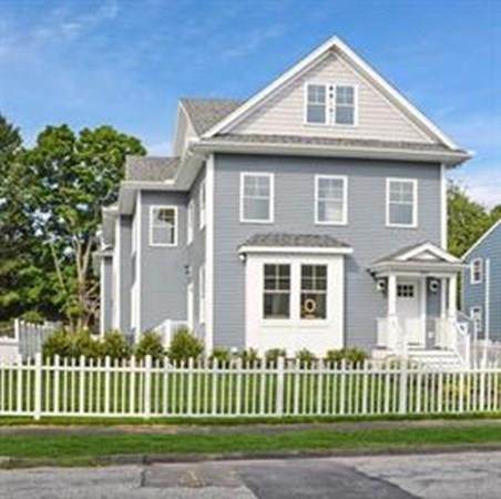 262 Hunnewell Street - Photo 1