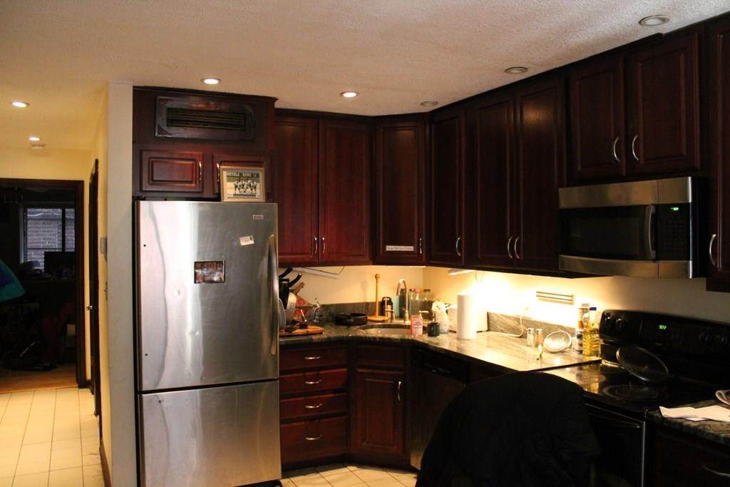 8 Wiget Street - Photo 1