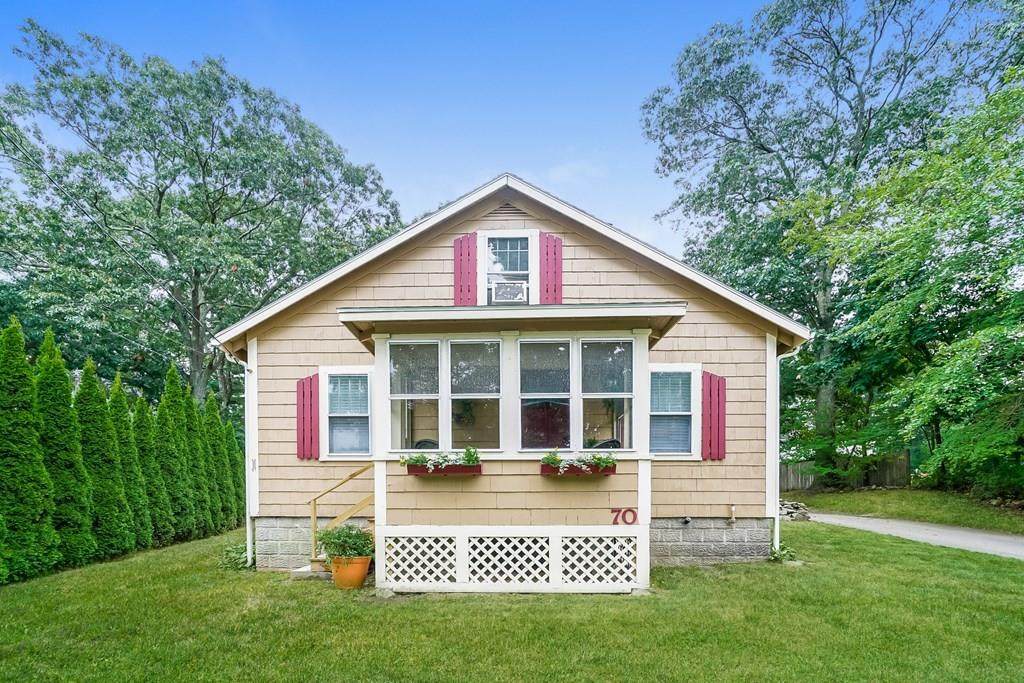 70 Groveland St - Photo 1