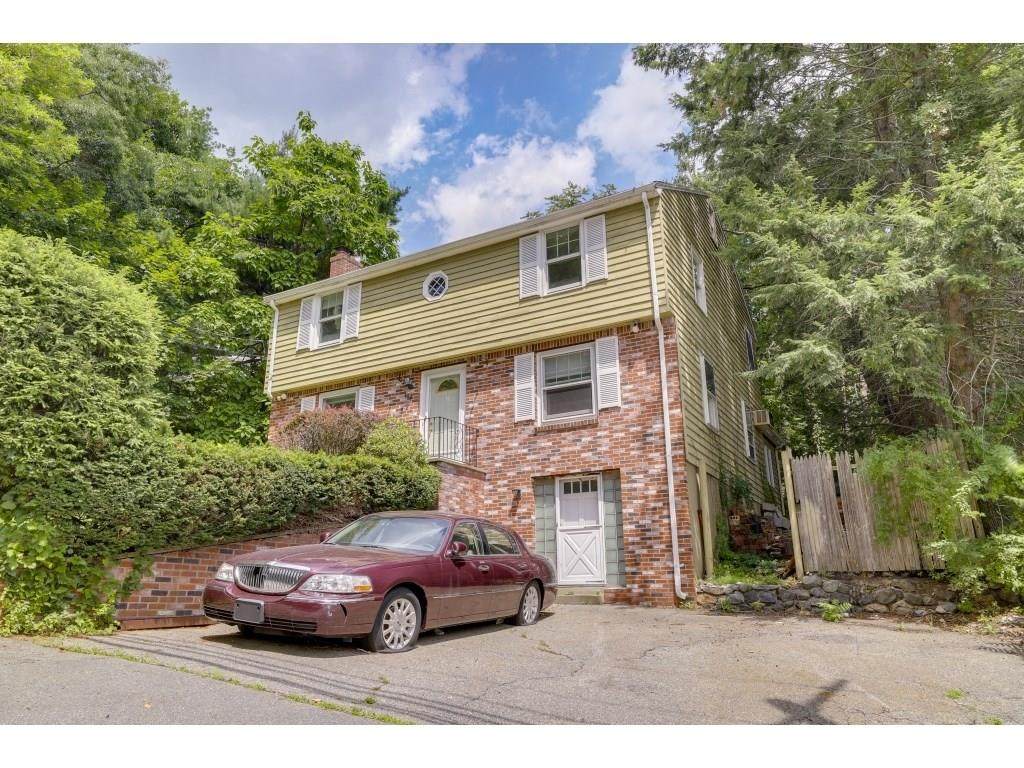 309 Dale St - Photo 1