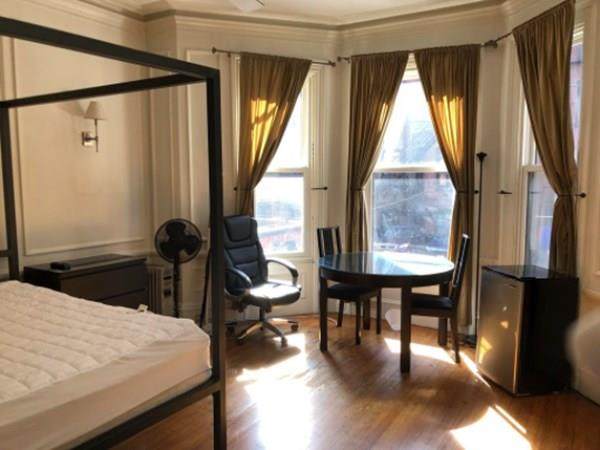 323 Beacon Street - Photo 1