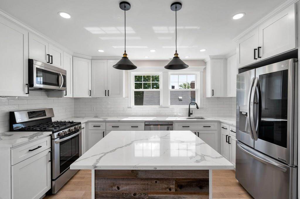 101 Leach Street - Photo 1