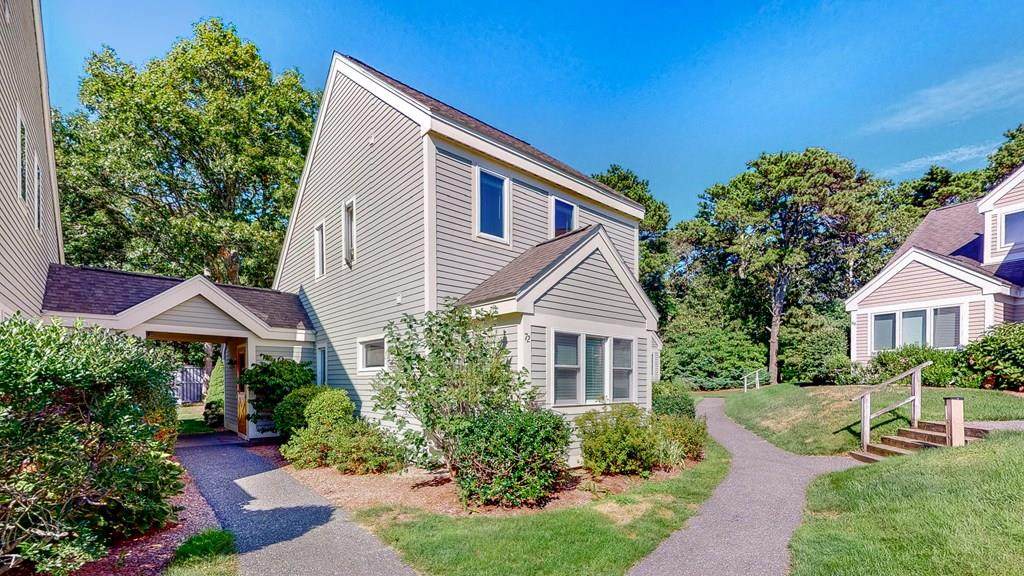 72 Howland Cir - Photo 1