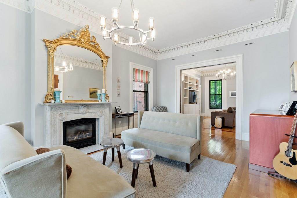 45 Upton St - Photo 1