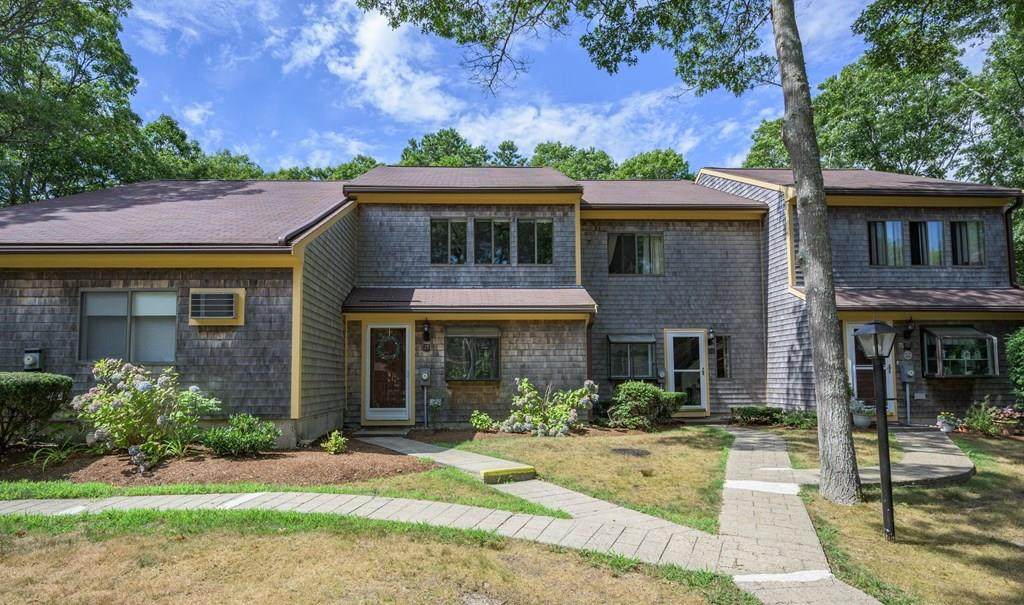15 Roundhouse Rd - Photo 1