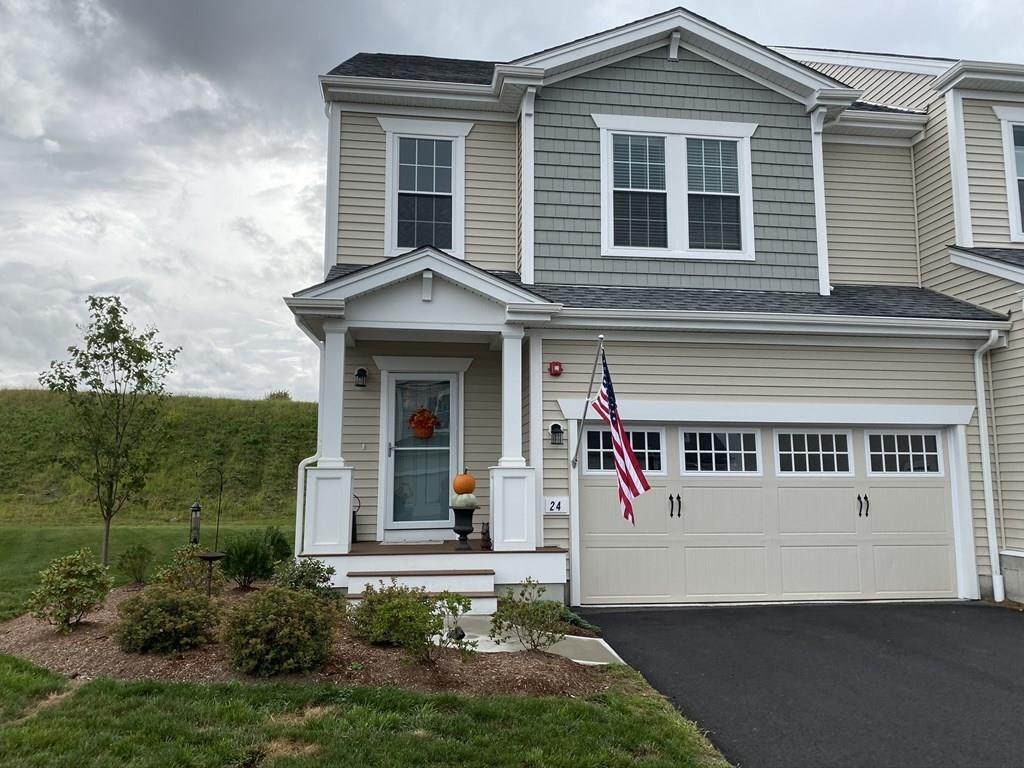 24 Locust Ln - Photo 1