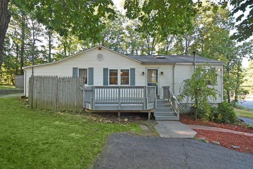 1462 Central St - Photo 1