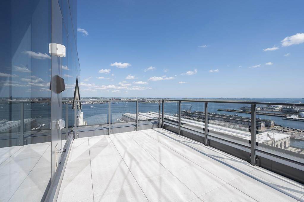 133 Seaport Boulevard - Photo 1