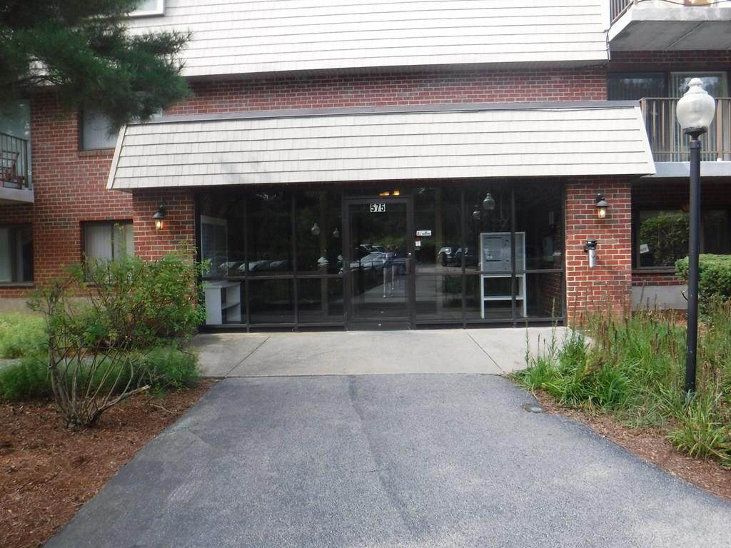 575 Broad St - Photo 1