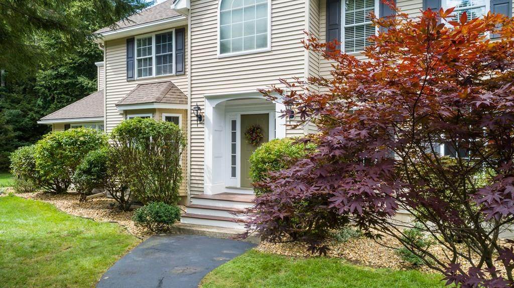 31 Edgewood Run - Photo 1