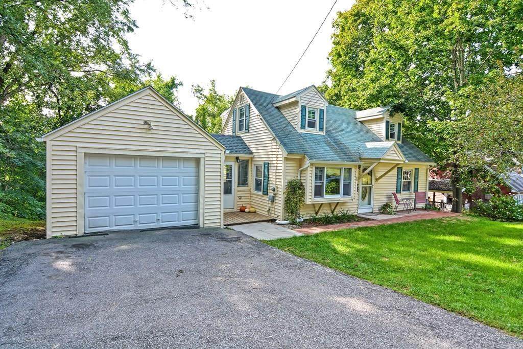 60 Elmwood St - Photo 1