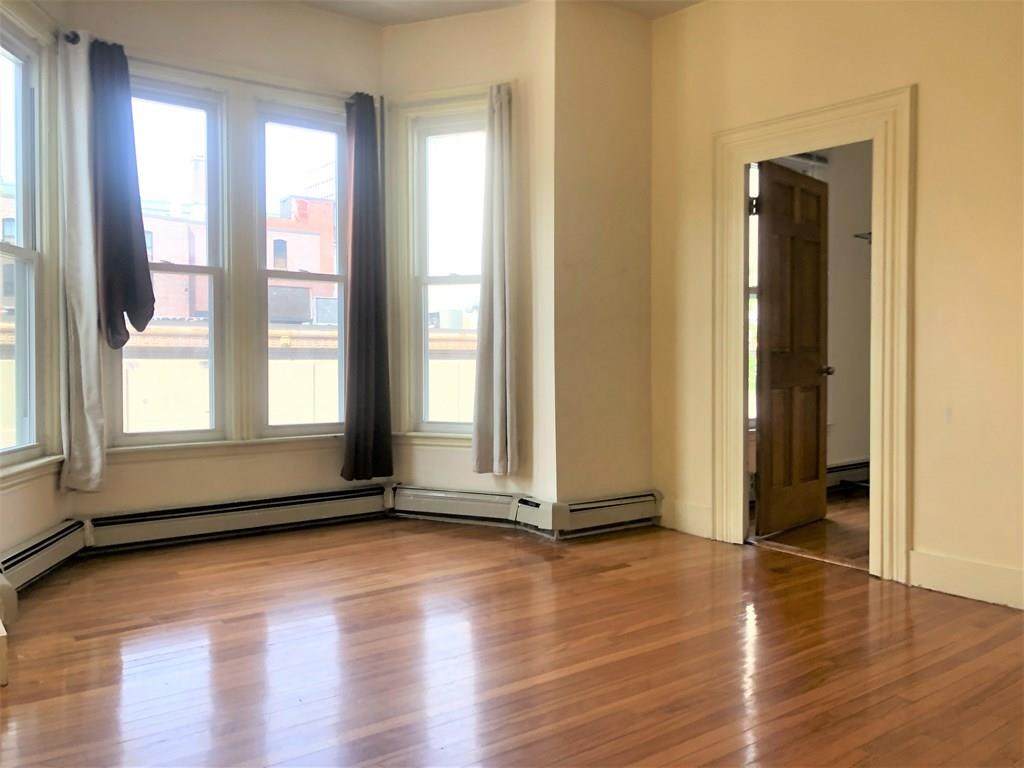 223 Green - Photo 1