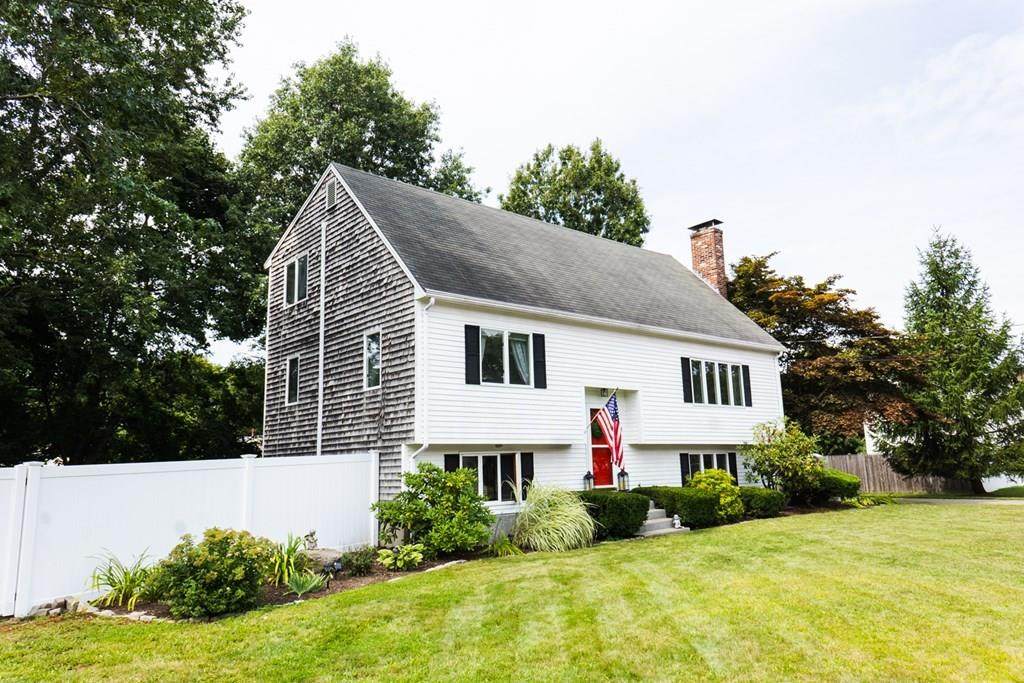 34 Bayberry Rd - Photo 1