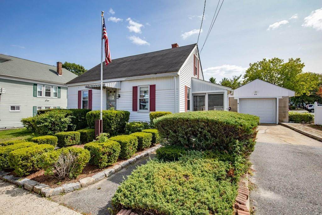34 Oakland Ave - Photo 1