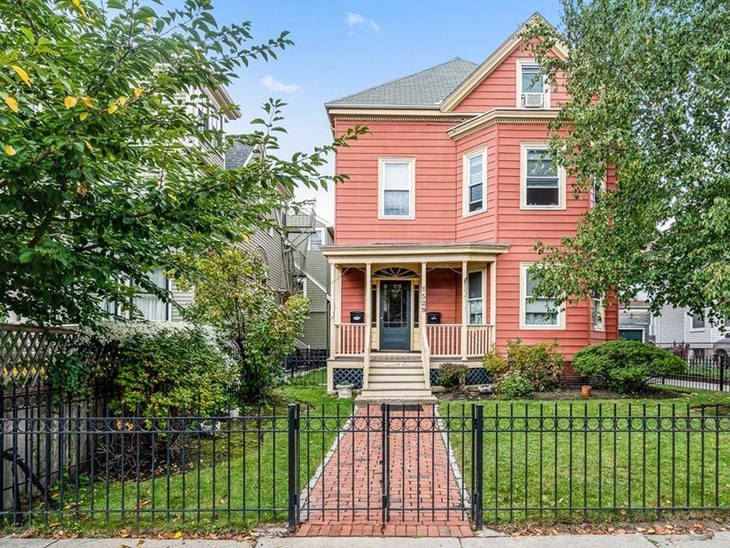 1529 Cambridge St - Photo 1