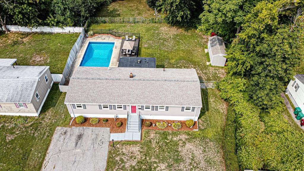312 Methuen Street - Photo 1