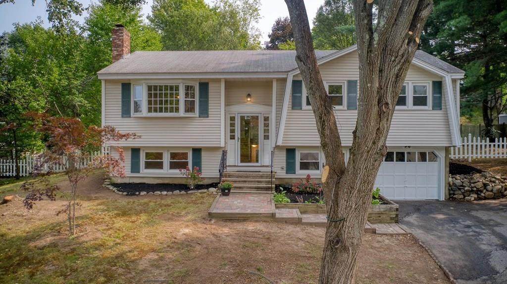 7 Olde Berry Road - Photo 1
