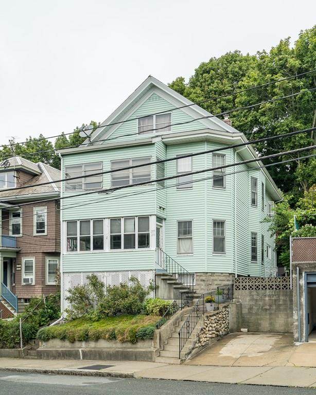 231-233 Summer St - Photo 1
