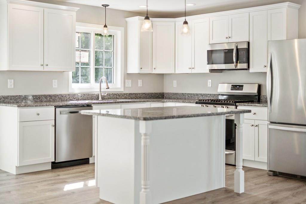 42 Chase Ave - Photo 1