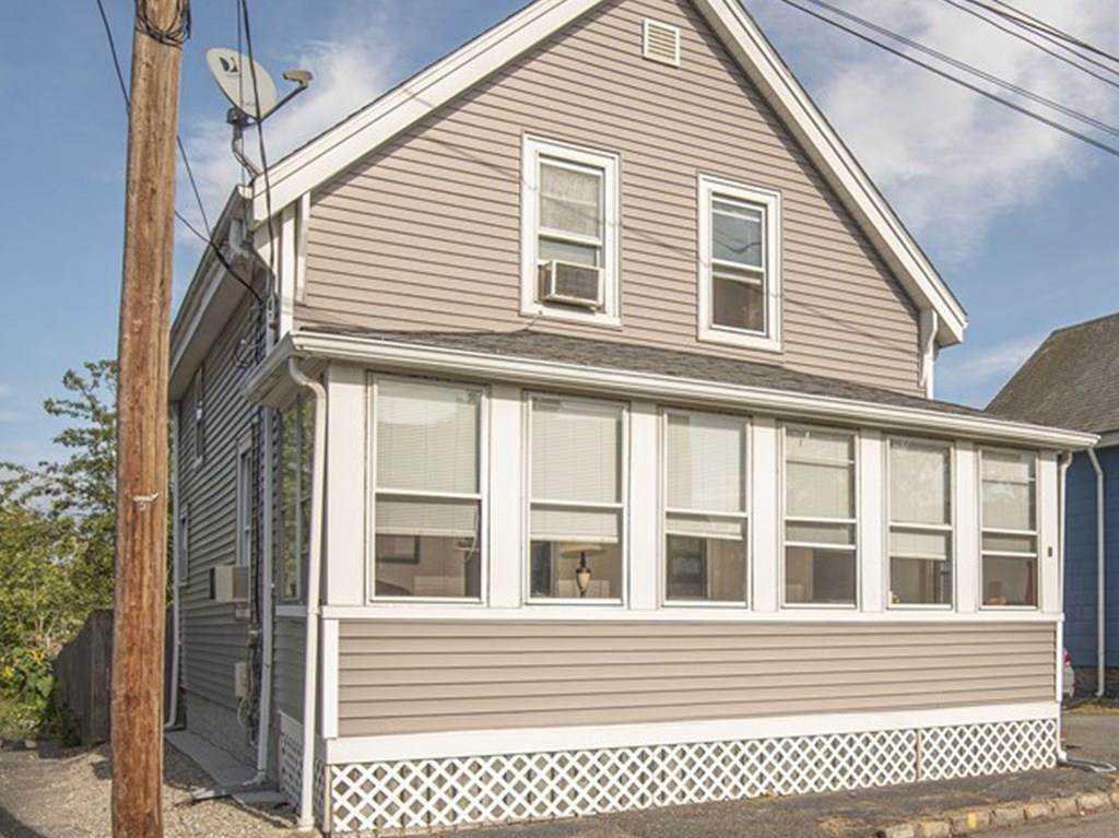 8 Pierce Ave - Photo 1