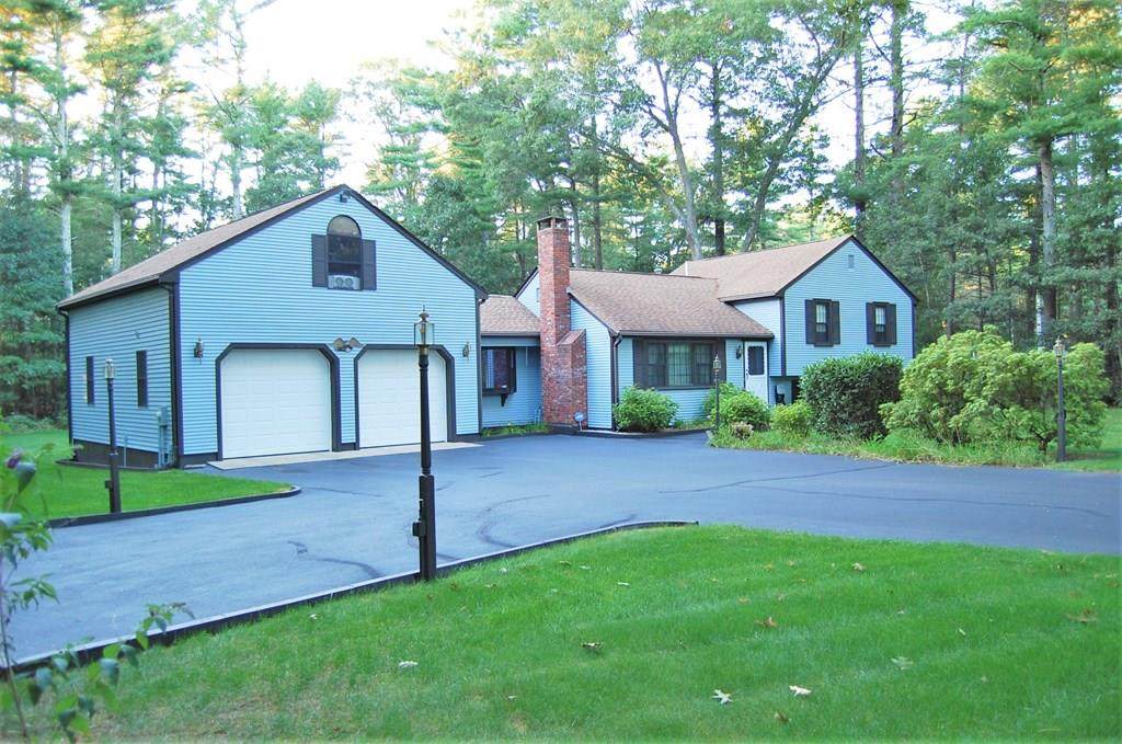 108 South Meadow - Photo 1
