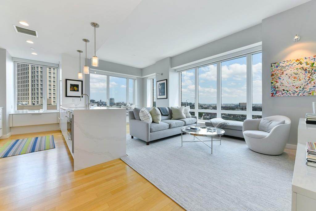 400 Stuart Street - Photo 1