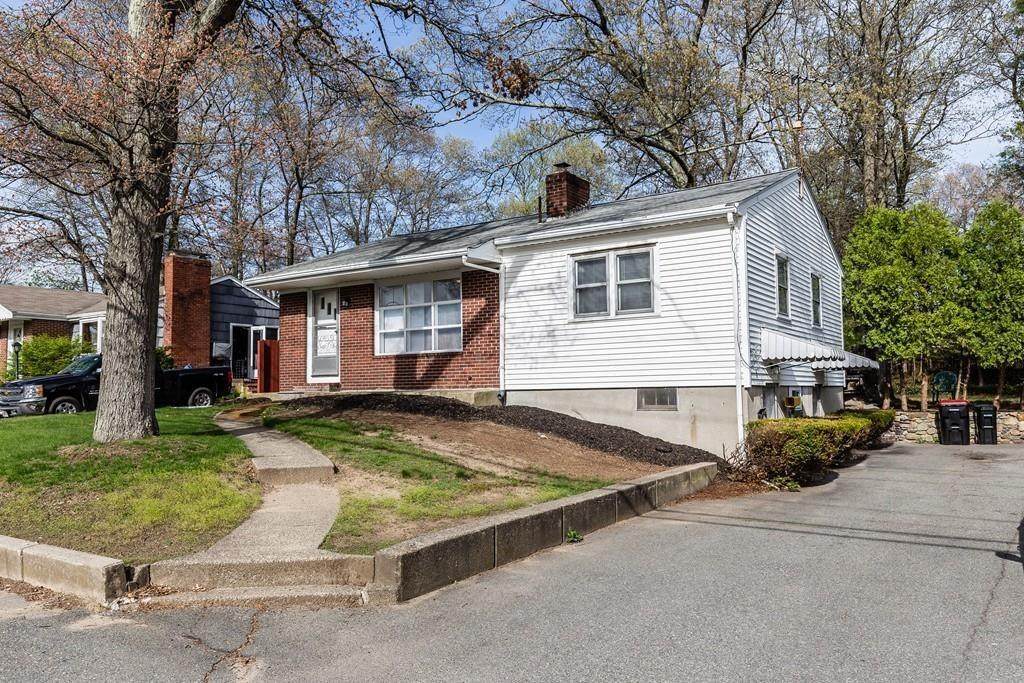 706 Ash St - Photo 1