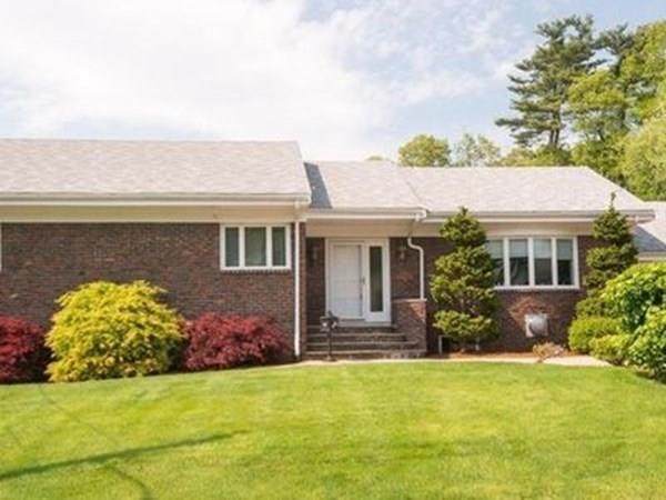9 Pine Ridge Rd - Photo 1