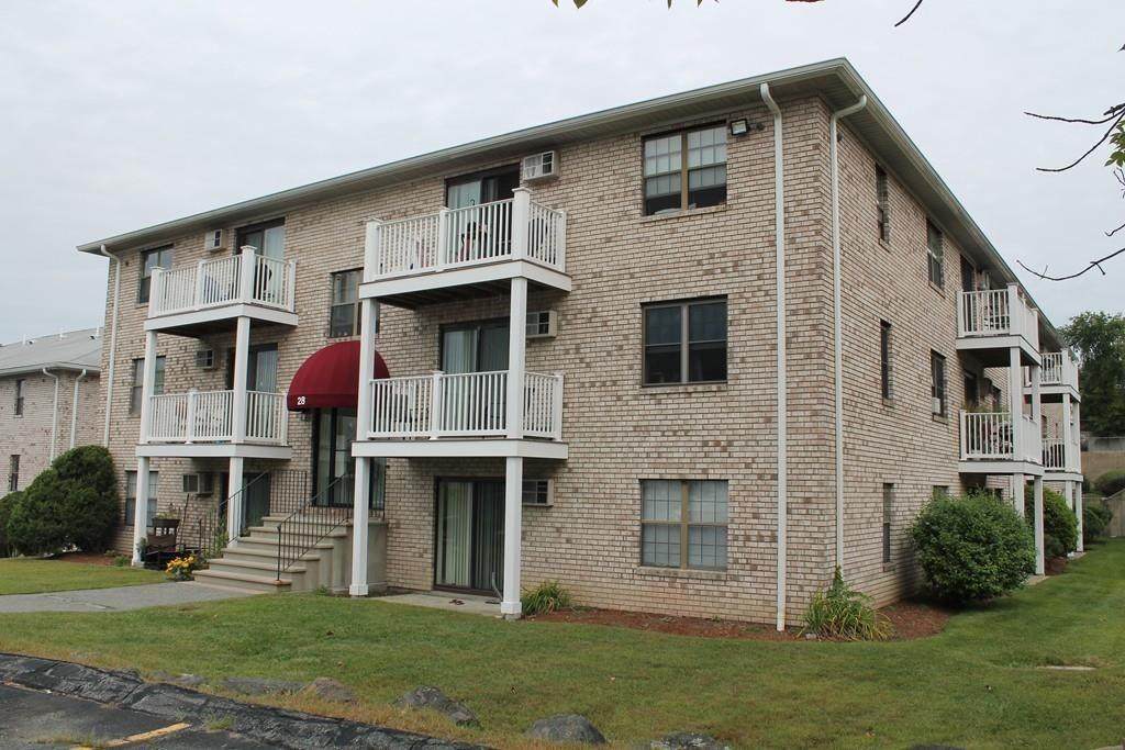 28 Kenmar Dr - Photo 1