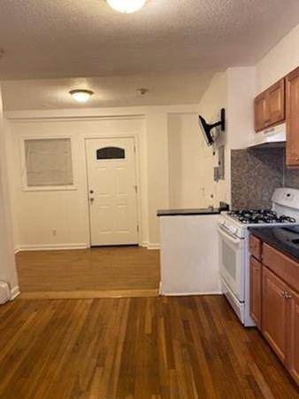 34 Franklin Ave - Photo 1