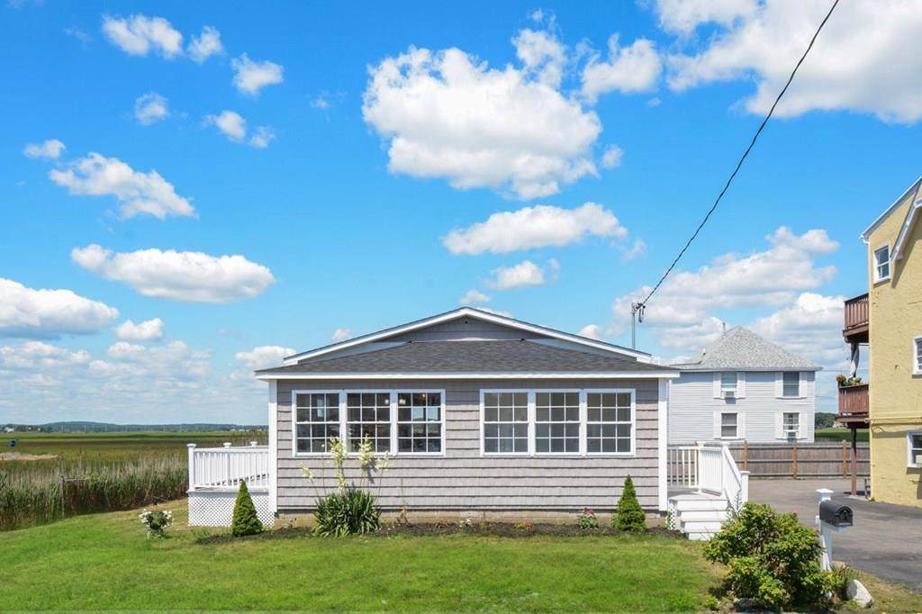 527 Ocean Blvd - Photo 1