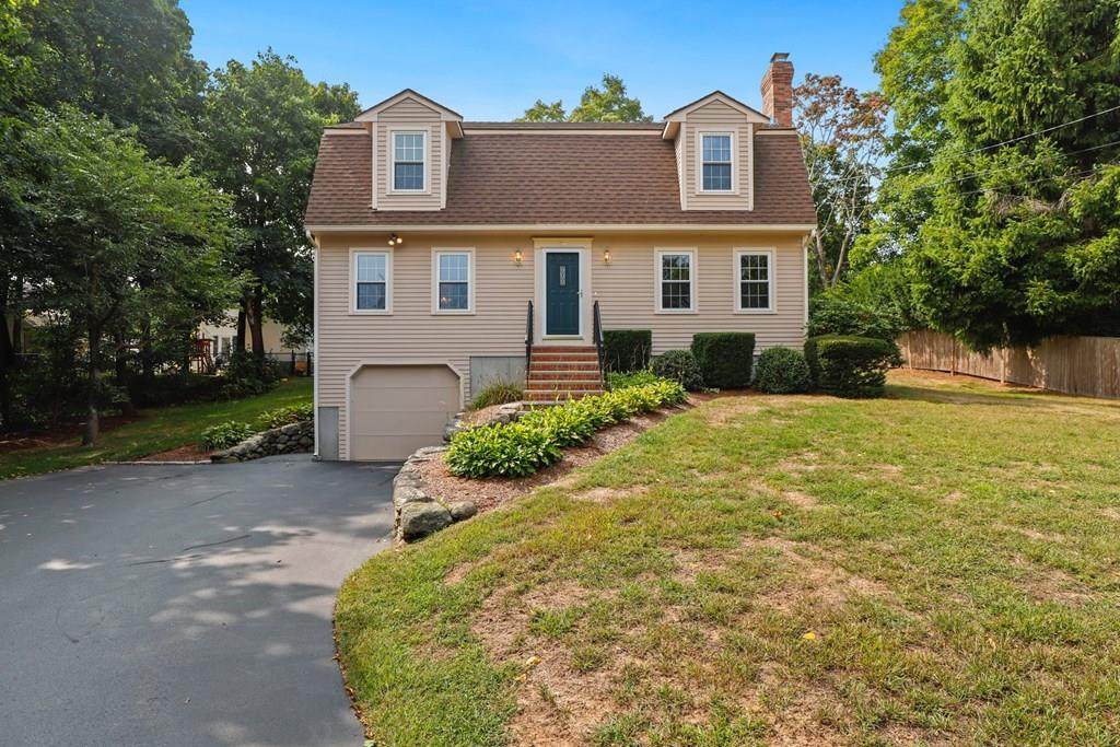 39 Ross Ave - Photo 1