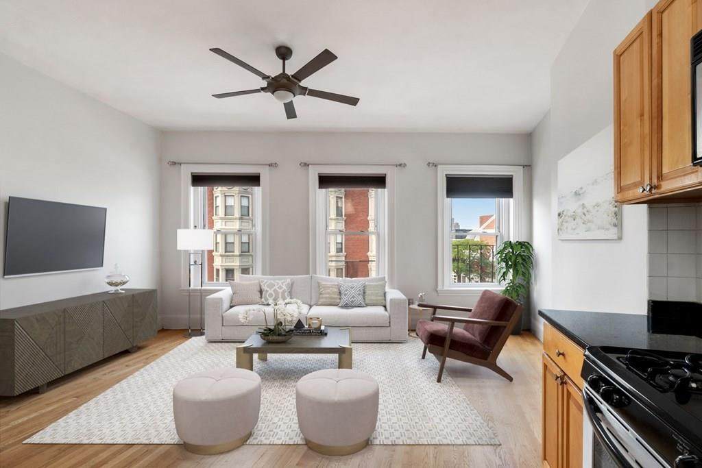 104 Dorchester Street - Photo 1