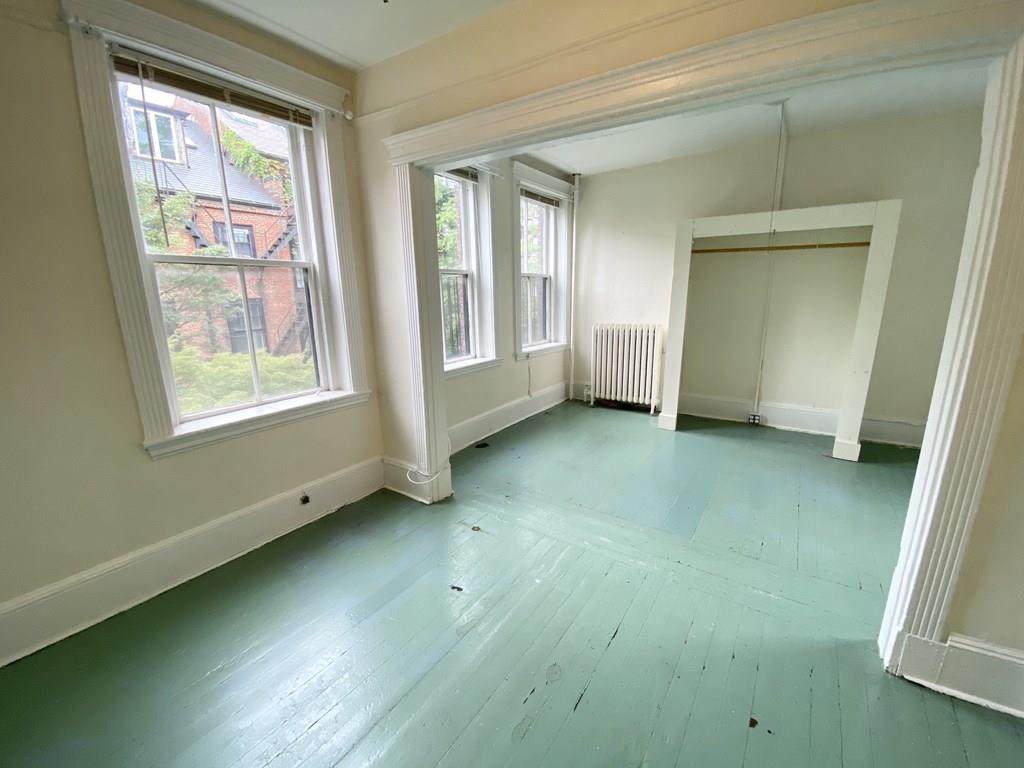 74 Myrtle - Photo 1